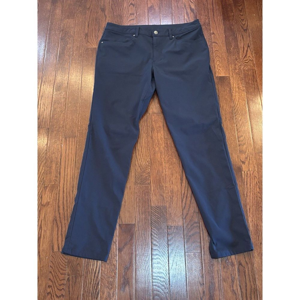 Lululemon Men's Navy ABC Pant 33x31